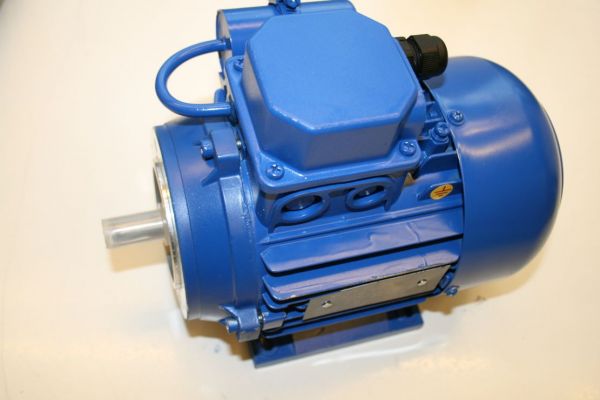 Wechselstrommotor, AR 71C-2, 0,55KW, 230V, 3000U/min, B3 + B14 klein, Elektromotor, Elektrim, Elprom, Cantoni, ABB, AC